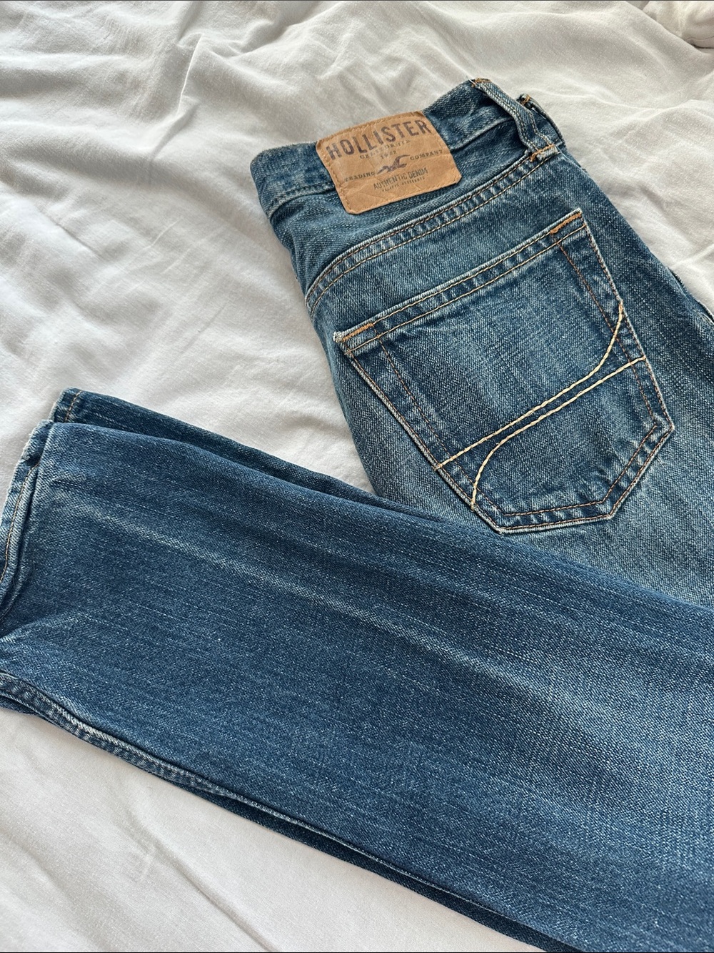 Insane Y2K Hollister Dark Wash Jeans 2007 - Picture 2 of 16